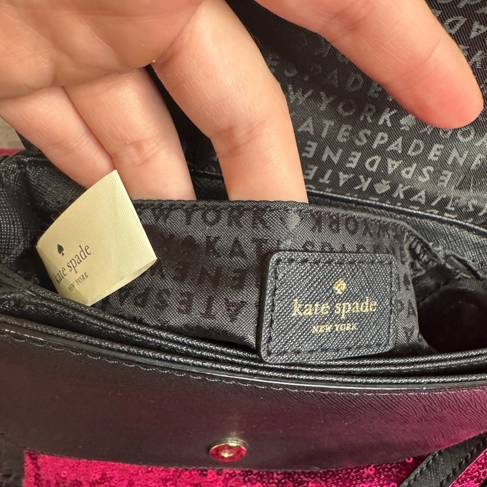 KATE SPADE ♠️ Mini Black Clutch with Crossbody Strap, Gold Hardware - Picture 4 of 12